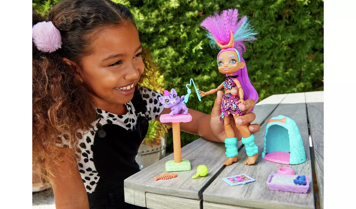 Cave Club Wild About Cats Playset & Roaralai Doll, Infinity Collectables