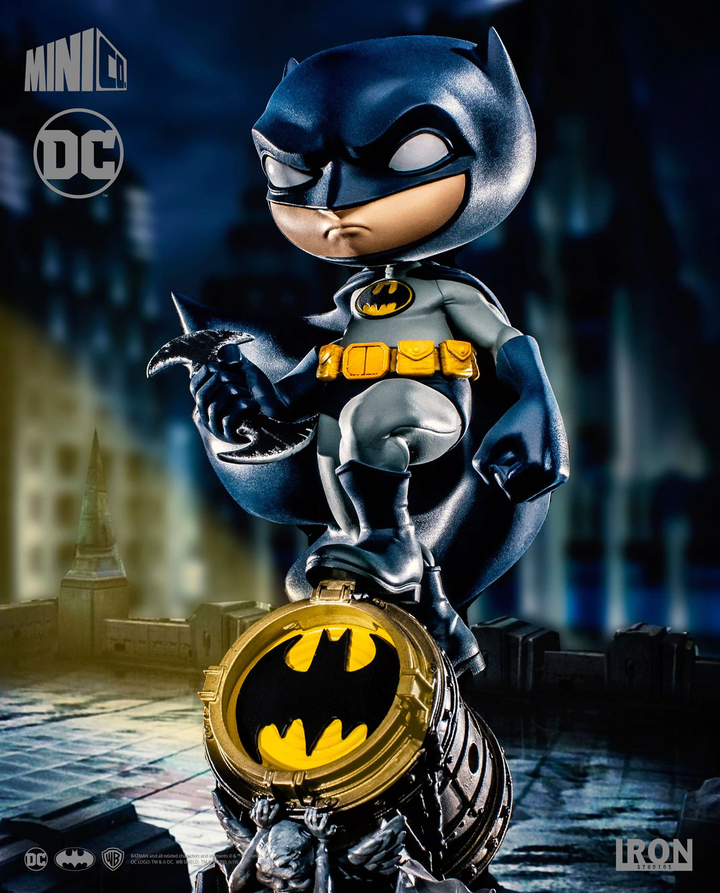 Iron Studios Batman DC Comics Mini Co. Deluxe PVC Figure, Infinity Collectables