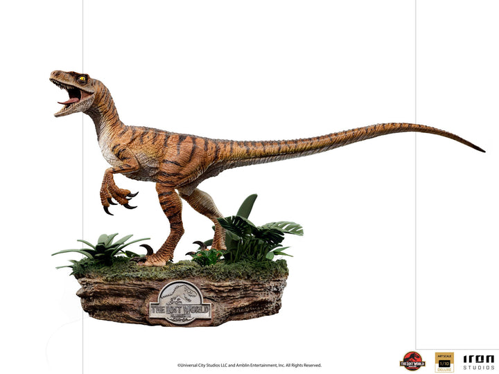 Iron Studios Jurassic World Deluxe Art Scale Statue 1-10 Velociraptor - Infinity Collectables