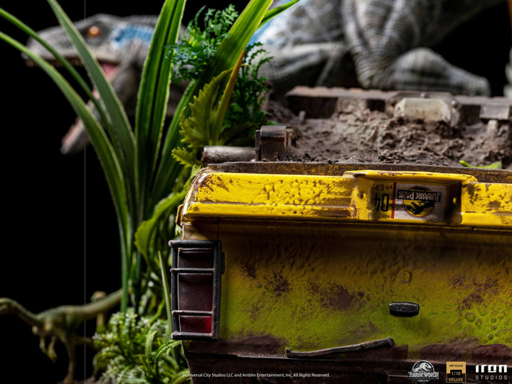 Iron Studios Jurassic World Fallen Kingdom Deluxe Art Scale Statue 1-10 Blue - Infinity Collectables