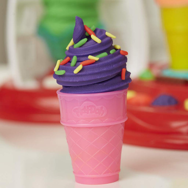 Play-Doh Kitchen Creations Ultimate Swirl Ice Cream Maker