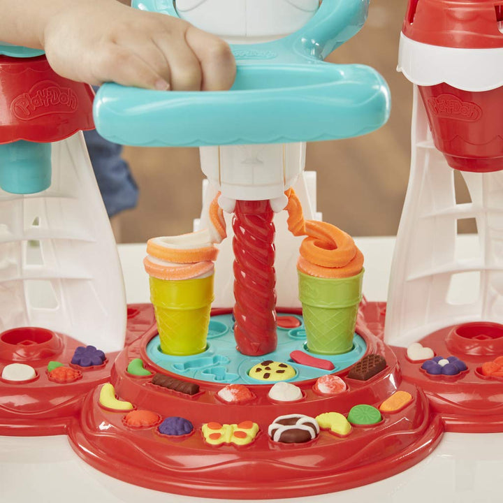 Play-Doh Kitchen Creations Ultimate Swirl Ice Cream Maker