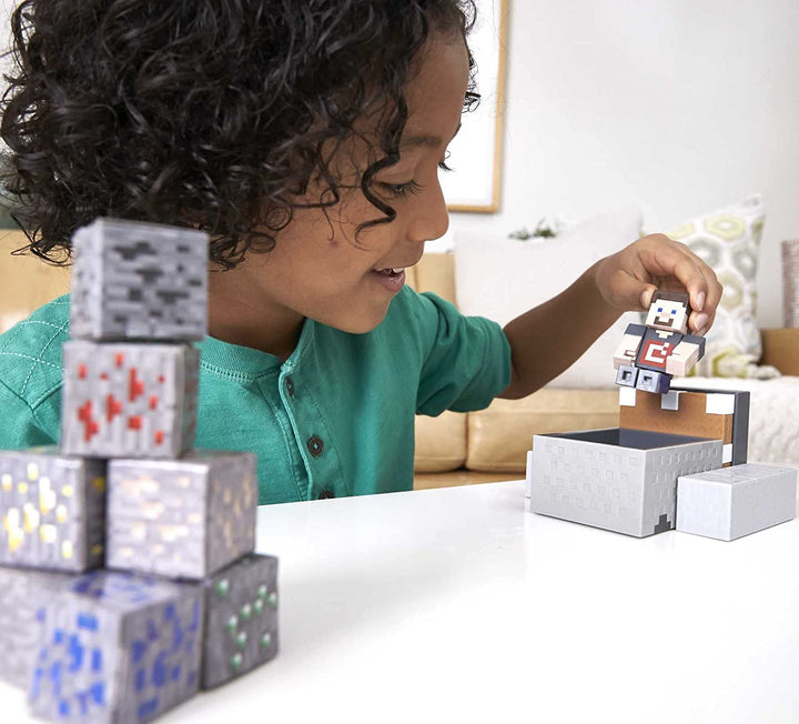 Minecraft Minecart Mayhem Playset, Infinity Collectables