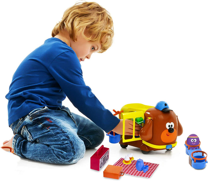 Hey Duggee Adventure Bus Playset
