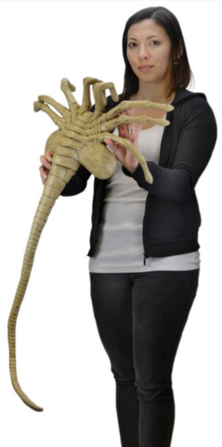 NECA Aliens Facehugger Life-Size Foam Prop Replica