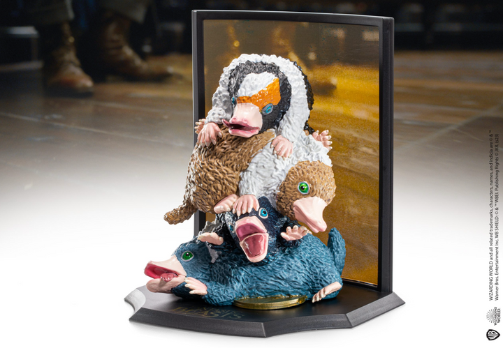 Fantastic Beasts Toyllectible Treasure Statue Baby Nifflers