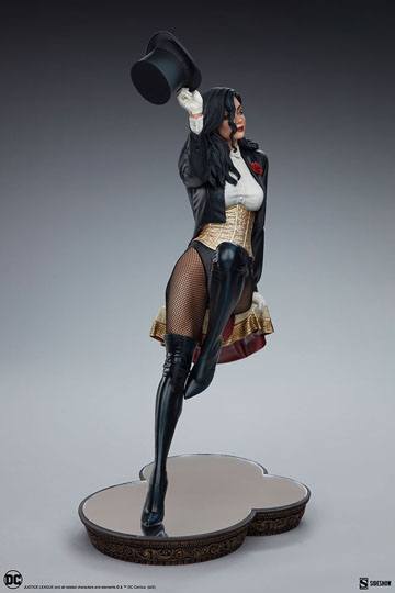 Sideshow DC Comics Premium Format Figure Zatanna 55 cm, Infinity Collectables