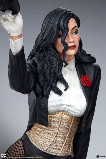 Sideshow DC Comics Premium Format Figure Zatanna 55 cm, Infinity Collectables