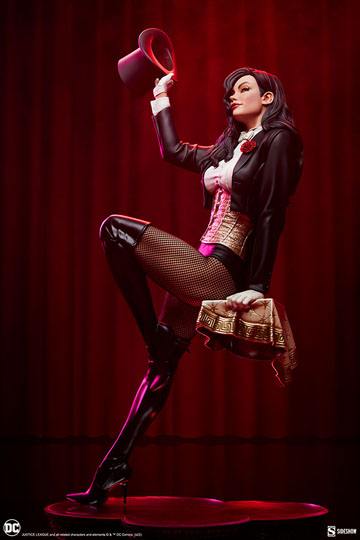 Sideshow DC Comics Premium Format Figure Zatanna 55 cm, Infinity Collectables