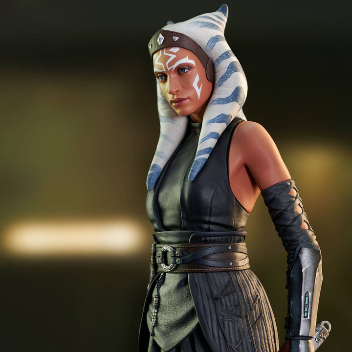 Star Wars Premier Collection Ahsoka Tano 1/7 Scale Limited Edition Statue