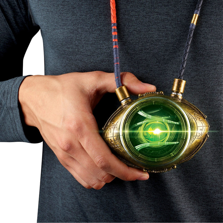 Hasbro Marvel Legends Doctor Strange Eye of Agamotto, Infinity Collectables