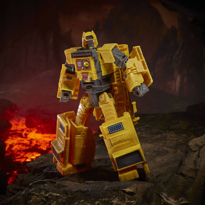 Hasbro Transformers Generations War for Cybertron: Kingdom Titan WFC-K30 Autobot Ark Action Figure, Infinity Collectables