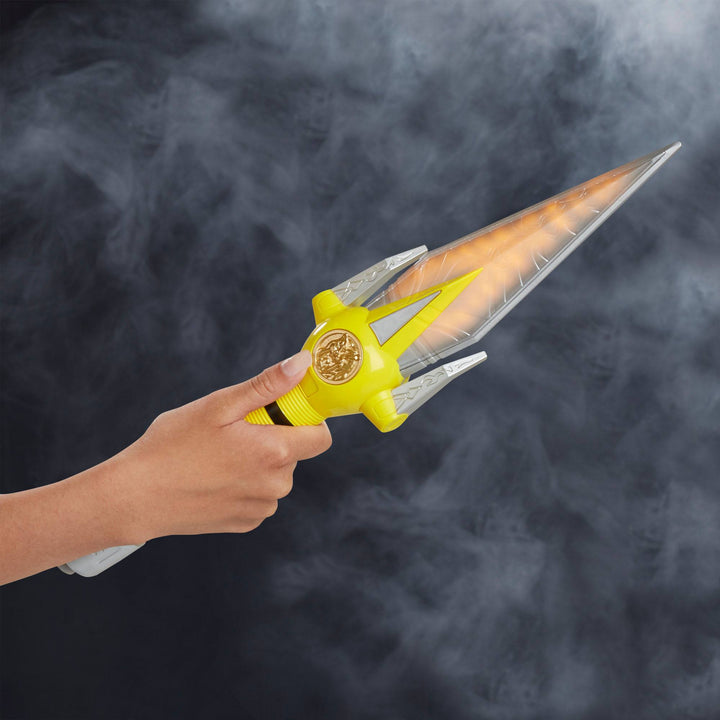 Power Rangers Lightning Collection Mighty Morphin Yellow Ranger Power Daggers *Exclusive