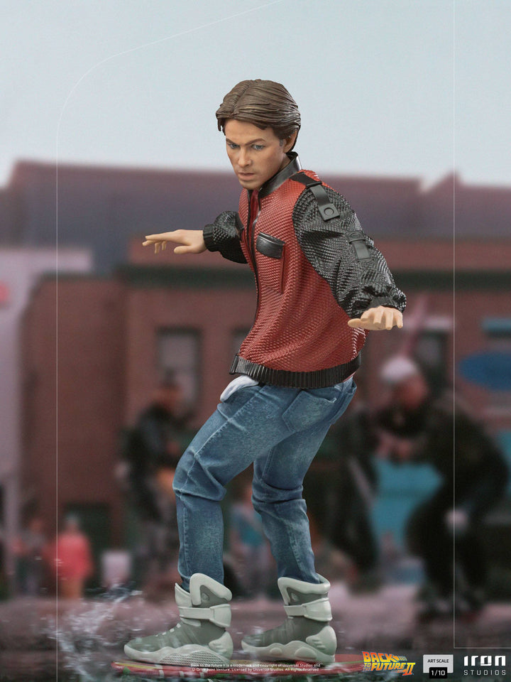 Iron Studios Back to the Future 1/10 Art Scale Statue Marty McFly on Hoverboard