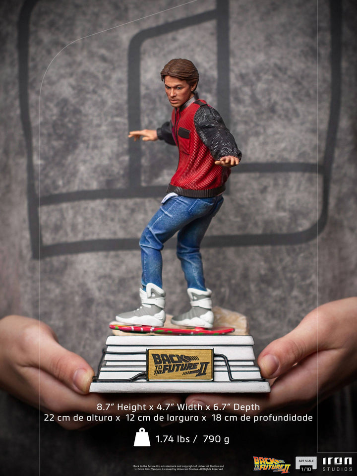 Iron Studios Back to the Future 1/10 Art Scale Statue Marty McFly on Hoverboard