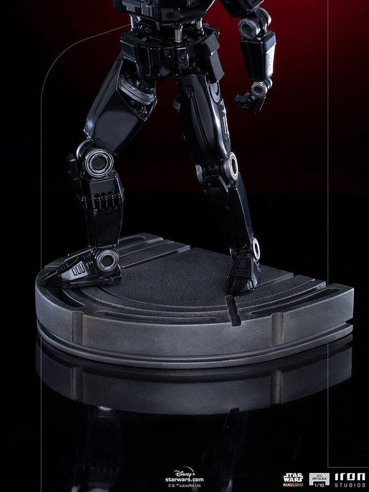 Iron Studios Star Wars The Mandalorian BDS 1/10 Art Scale Statue Dark Trooper