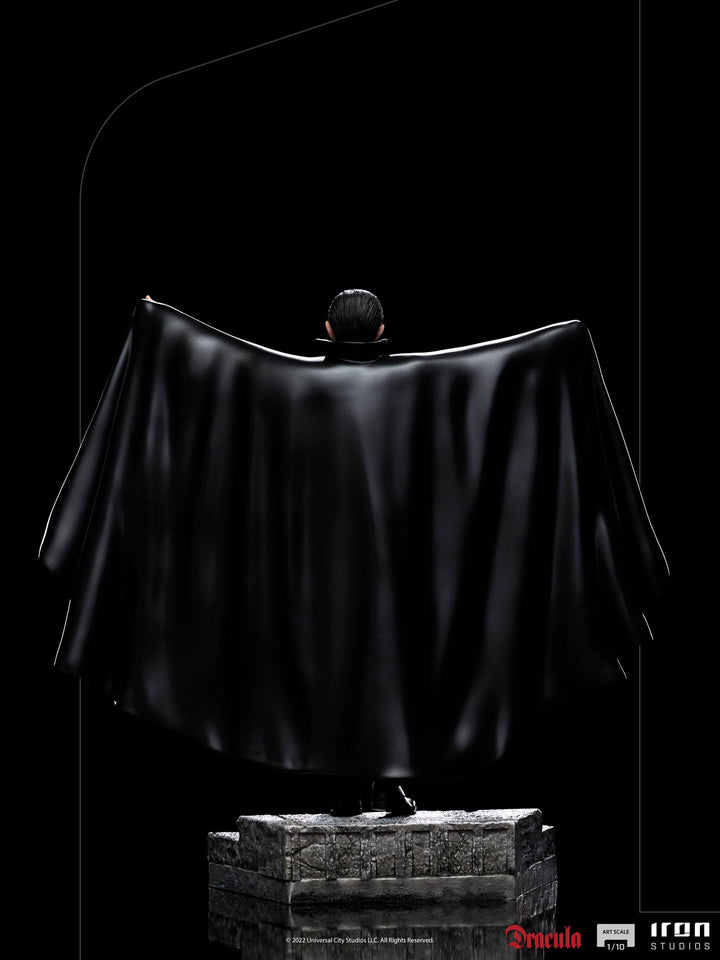 Iron Studios Universal Monsters Dracula (Bela Lugosi) 1/10 Art Scale Limited Edition Statue