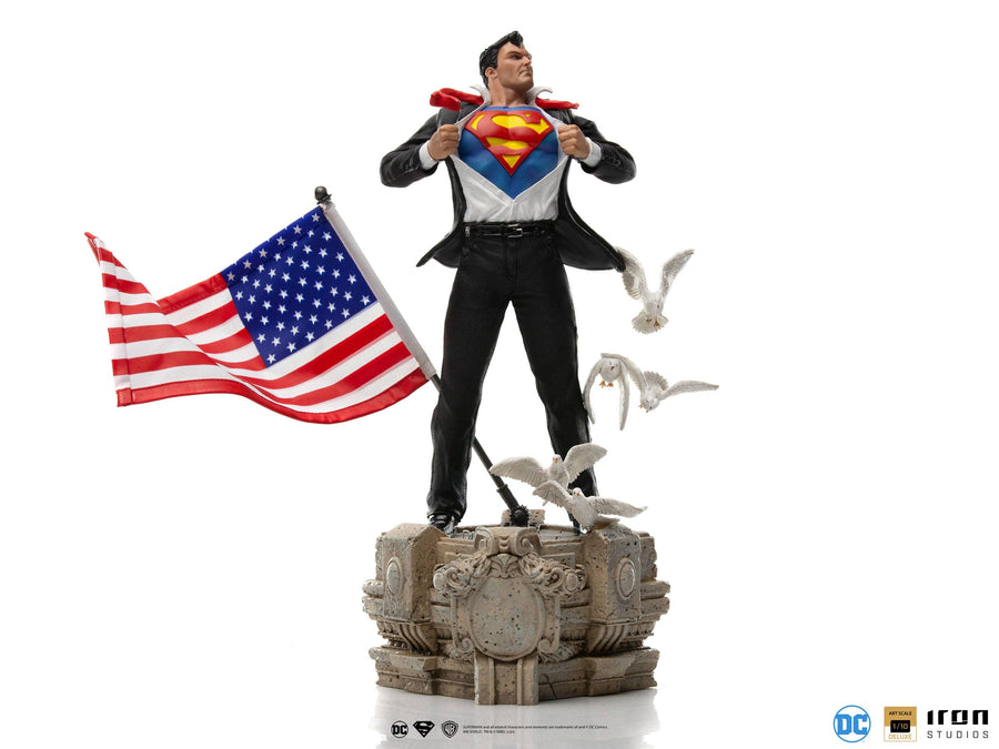 Iron Studios DC Comics Deluxe 1/10 Scale Statue Clark Kent, Infinity Collectables , Uncategorized