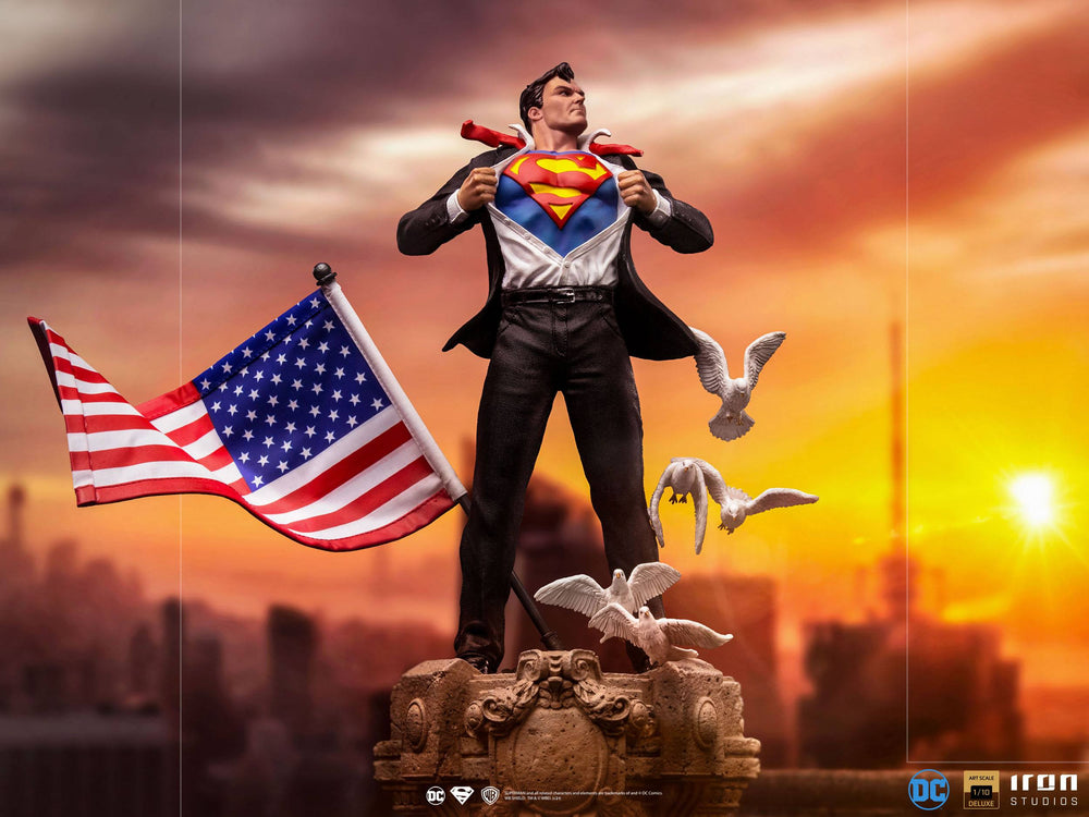 Iron Studios DC Comics Deluxe 1/10 Scale Statue Clark Kent, Infinity Collectables , Uncategorized