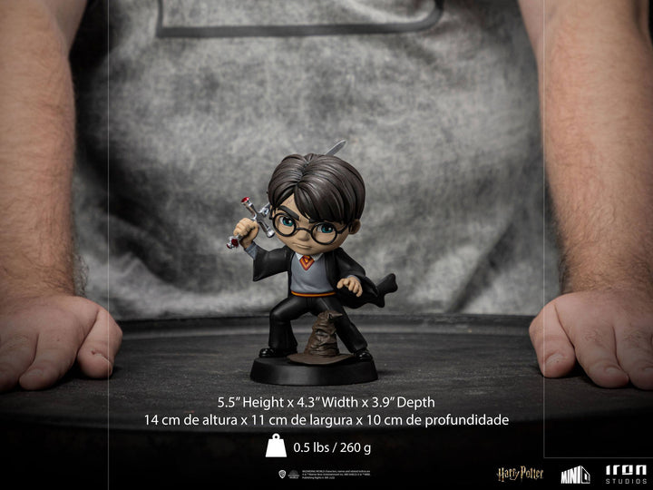 Iron Studios Harry Potter MiniCo Figure Harry Potter with Sword of Gryffindor, Infinity Collectables