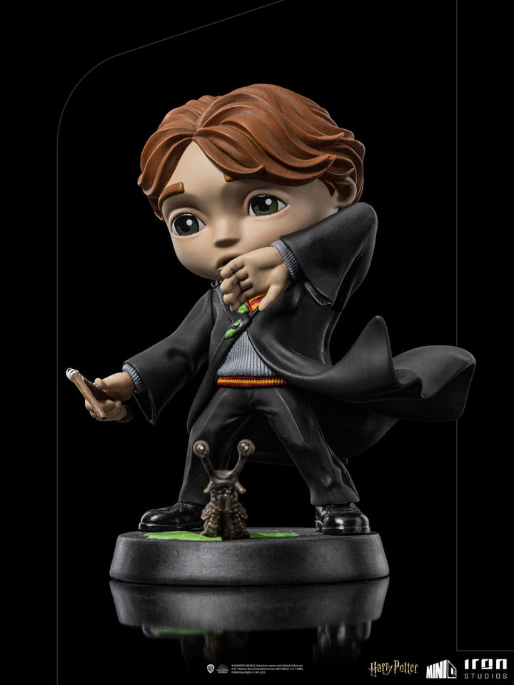Iron Studios Harry Potter MiniCo Figure Ron Weasley with Broken Wand, Infinity Collectables
