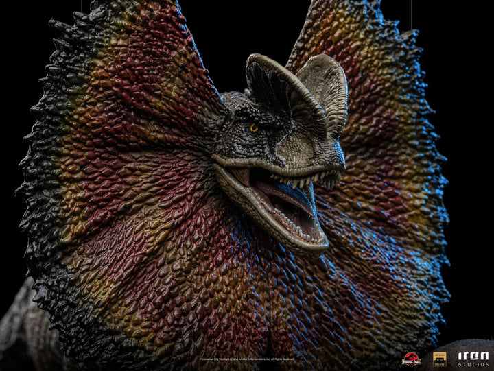 Iron Studios 1/10 Deluxe Art Scale Statue Jurassic Park Dennis Nedry With Dilophosaurus, Infinity Collectables