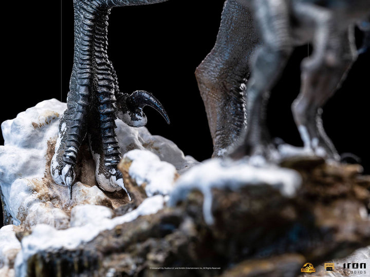 Iron Studios 1/10 Art Scale Statue Jurassic World Dominion Deluxe Blue and Beta, Infinity Collectables