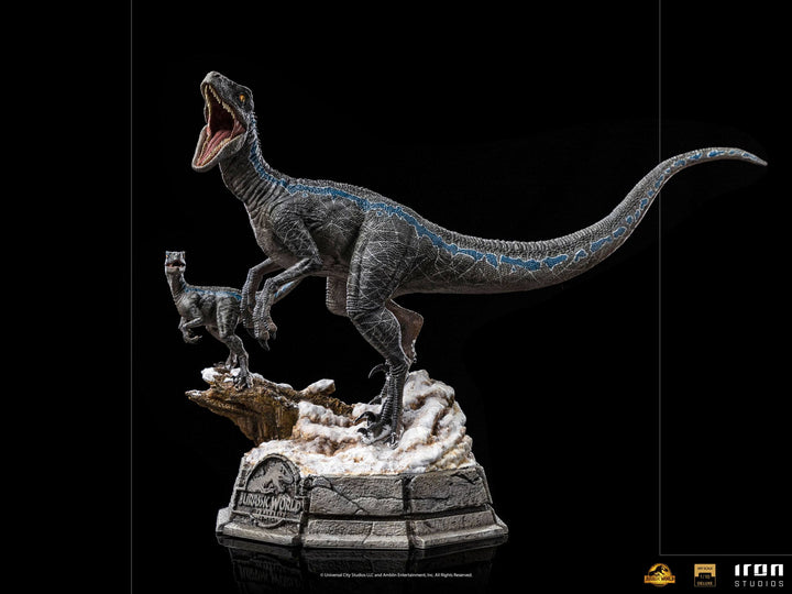 Iron Studios 1/10 Art Scale Statue Jurassic World Dominion Deluxe Blue and Beta, Infinity Collectables