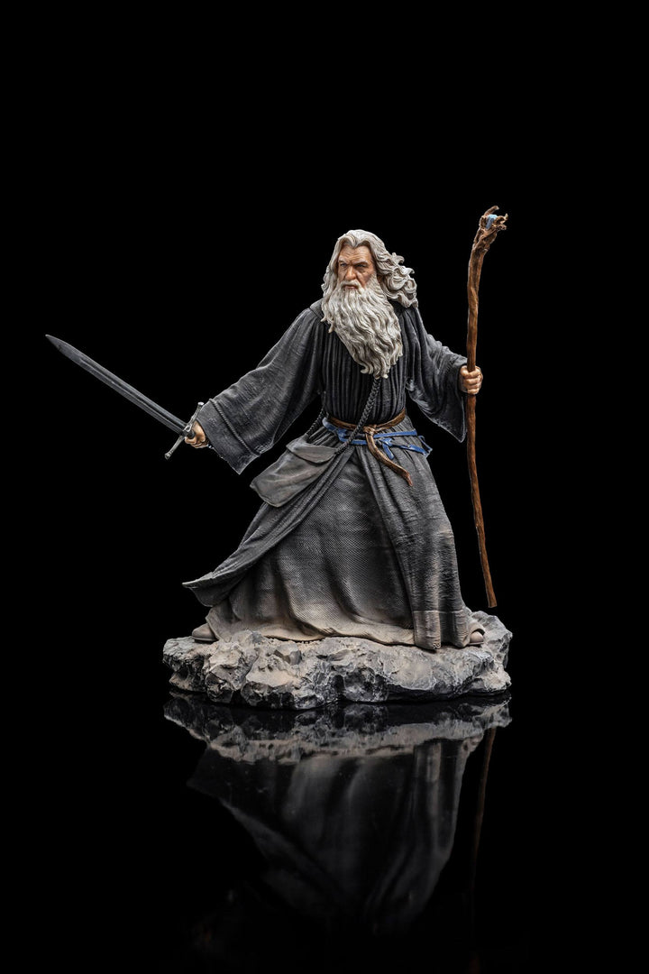 Iron Studios The Lord of the Rings Gandalf 1/10 Art Scale Statue