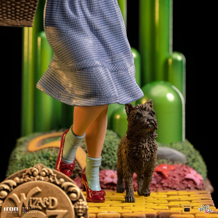 Iron Studios The Wizard of Oz Dorothy Deluxe 1/10 Art Scale Limited Edition Statue