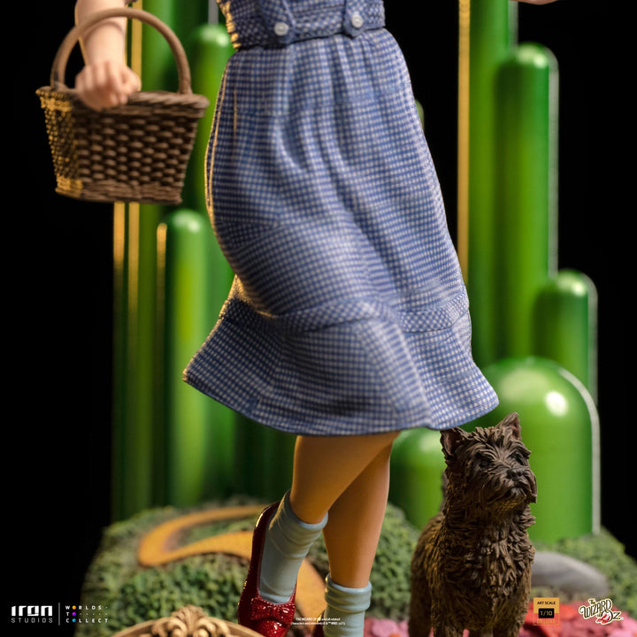 Iron Studios The Wizard of Oz Dorothy Deluxe 1/10 Art Scale Limited Edition Statue
