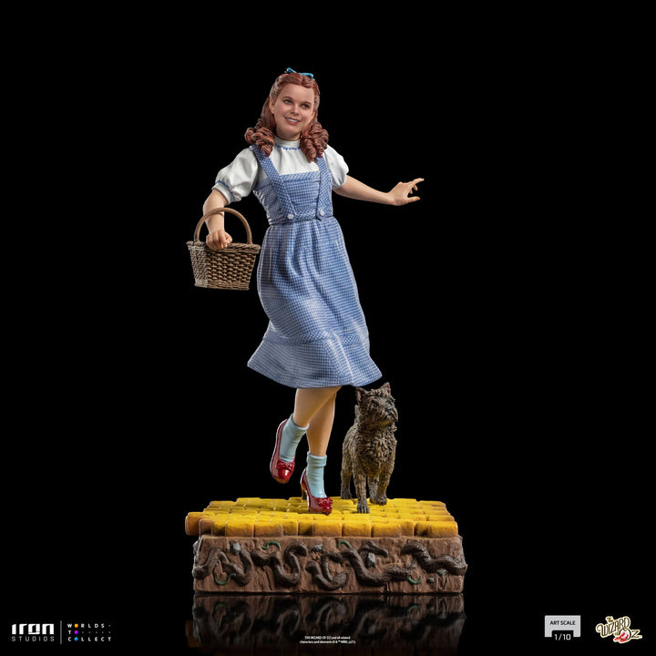 Iron Studios The Wizard of Oz Dorothy 1/10 Art Scale Statue
