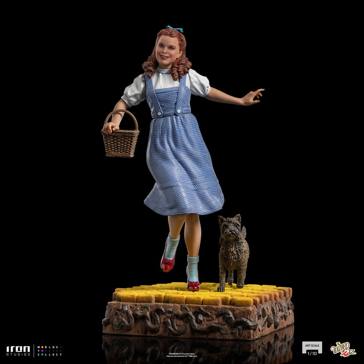 Iron Studios The Wizard of Oz Dorothy 1/10 Art Scale Statue