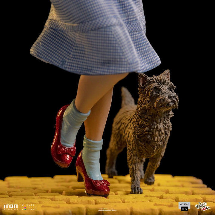 Iron Studios The Wizard of Oz Dorothy 1/10 Art Scale Statue