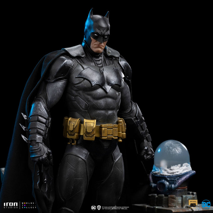 Iron Studios DC Comics Batman Unleashed Deluxe 1/10 Art Scale Statue