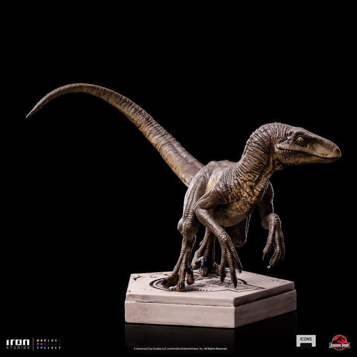 Iron Studios Jurassic Park Icons Velociraptor (C) Statue