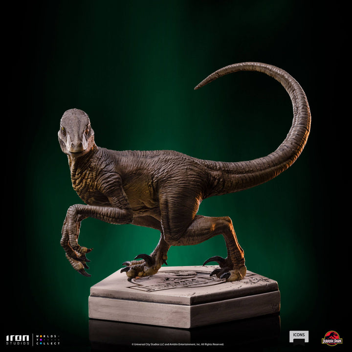 Iron Studios Jurassic Park Icons Velociraptor (C) Statue