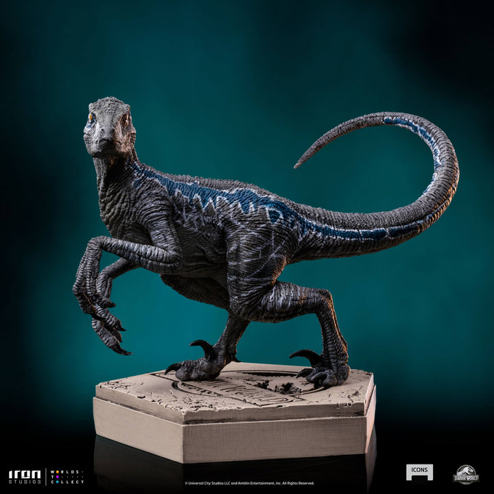 Iron Studios Jurassic Park Icons Velociraptor Blue (B) Statue