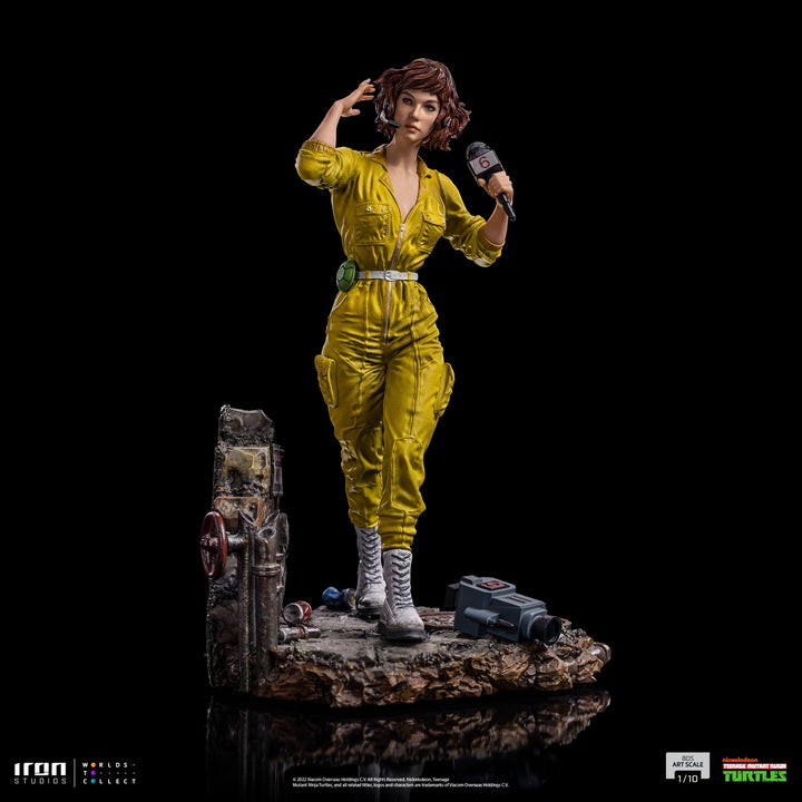 Iron Studios TMNT April O'Neil 1/10 Art Scale Statue