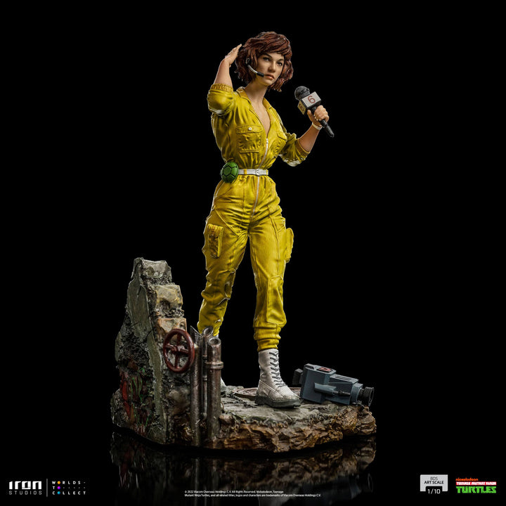 Iron Studios TMNT April O'Neil 1/10 Art Scale Statue