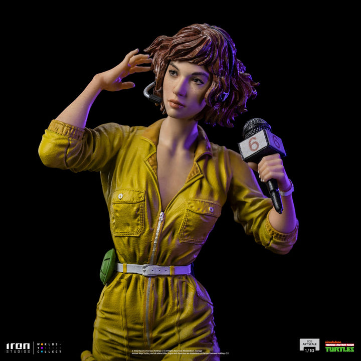 Iron Studios TMNT April O'Neil 1/10 Art Scale Statue