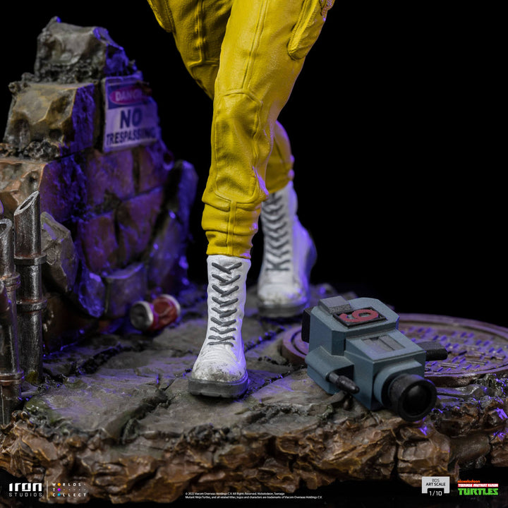 Iron Studios TMNT April O'Neil 1/10 Art Scale Statue