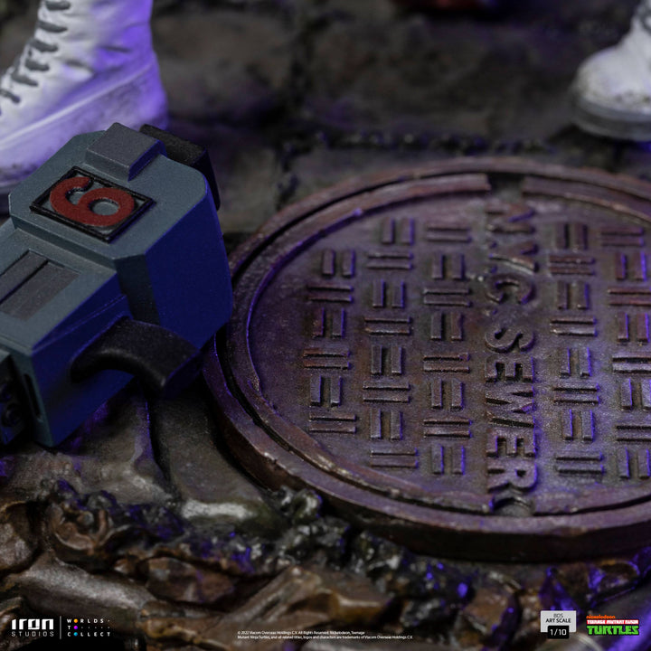 Iron Studios TMNT April O'Neil 1/10 Art Scale Statue