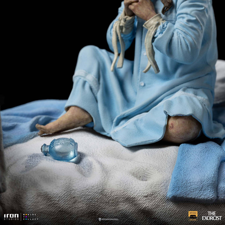 Iron Studios The Exorcist Possessed Regan MacNeil 1/10 Art Scale Limited Edition Statue