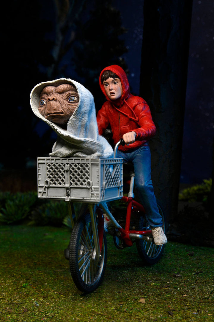 NECA E.T. The Extra-Terrestrial 40th Anniversary Elliot and E.T. on Bike 7" Scale Action Figure