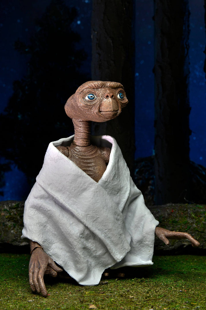 NECA E.T. The Extra-Terrestrial 40th Anniversary Ultimate E.T. 7" Scale Action Figure
