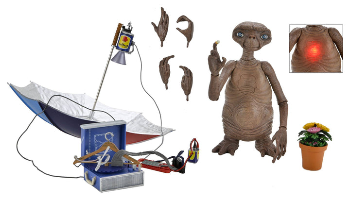 NECA E.T. The Extra-Terrestrial 40th Anniversary Deluxe Ultimate E.T. with LED Chest 7" Scale Action Figure