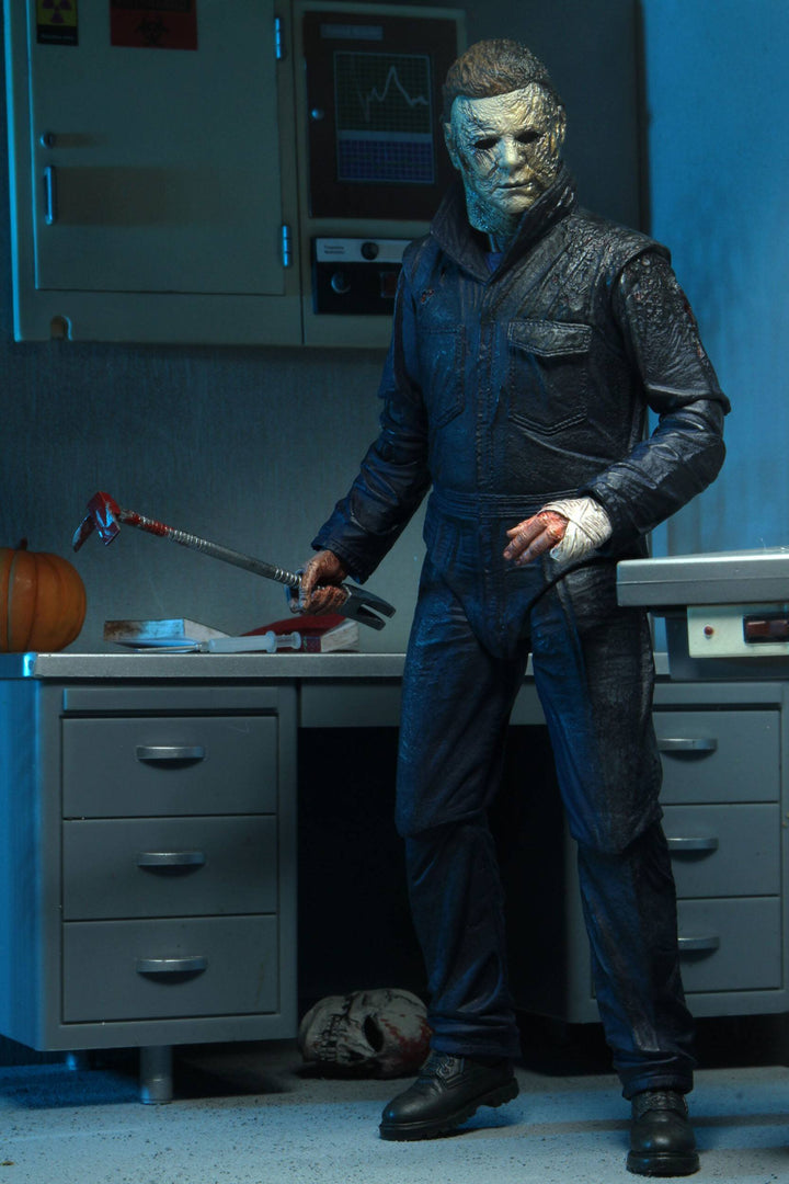 Halloween (2021) Michael Myers Halloween Kills Ultimate 7" Scale Action Figure