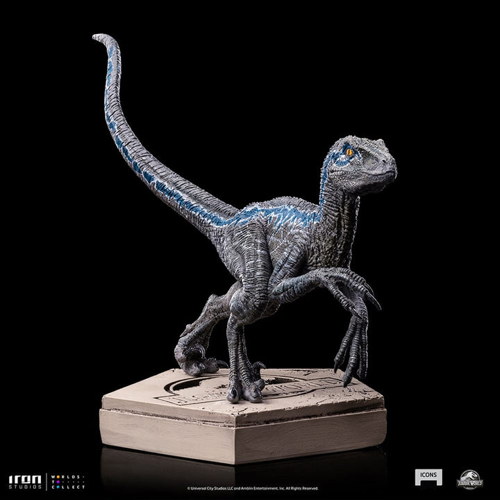 Iron Studios Jurassic World Icons Statue - Velociraptor Blue