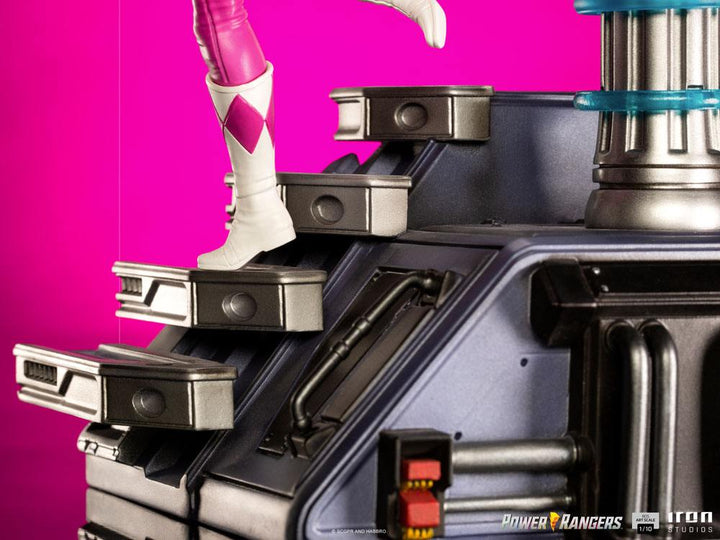 Iron Studios Power Rangers BDS 1/10 Art Scale Statue Pink Ranger